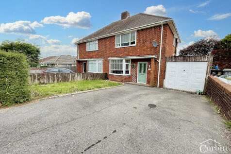 2 bedroom semi-detached house for sale