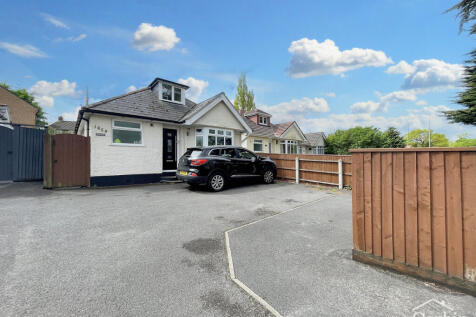 Wimborne Road, Bournemouth, BH11 9 2 bed detached bungalow for sale