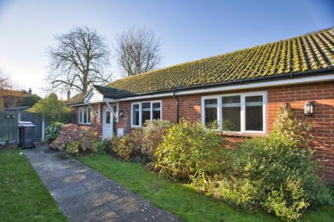 2 bedroom semi-detached bungalow for sale