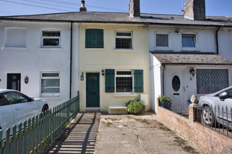 Mongeham Road, Deal, Kent, CT14 2 bed terraced house for sale