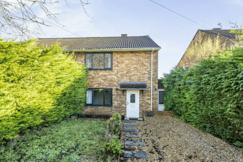 Walpole Road, Winchester, Hampshire... 3 bed semi