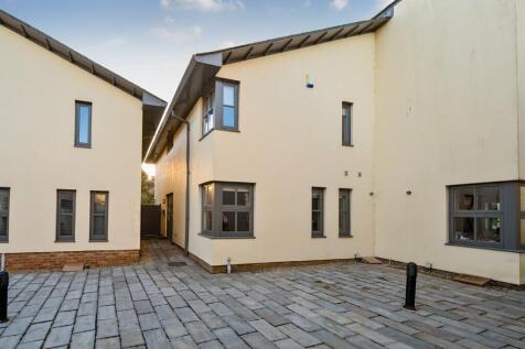 Hazel Court, Winchester, Hampshire, SO22 2 bed house for sale