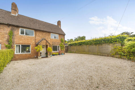 5 bedroom semi-detached house for sale