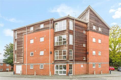 Athelstan Road, Winchester... 2 bed flat for sale