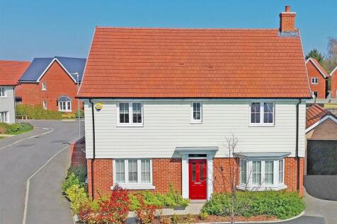 Weale Close, Hatfield Peverel 4 bed detached house for sale