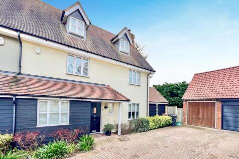 School Lane, Great Leighs, Chelmsford 4 bed semi