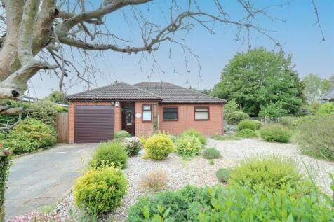 2 bedroom detached bungalow for sale