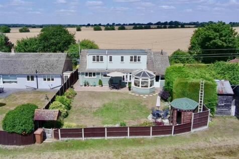 Tye Green, Good Easter, Chelmsford 3 bed detached house for sale