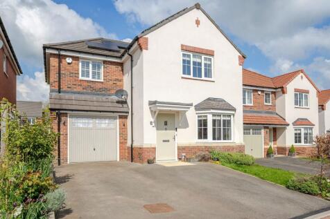 Hazel Avenue, Harrogate, HG1 3 bed detached house for sale