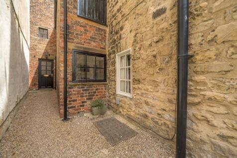 Cheapside, Knaresborough, HG5 1 bed terraced house for sale