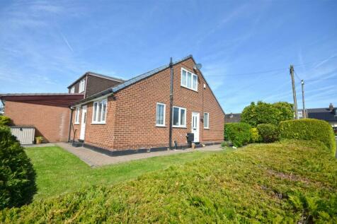 3 bedroom semi-detached bungalow for sale