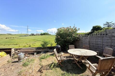 2 bedroom semi-detached bungalow for sale
