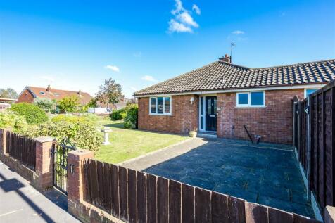 2 bedroom semi-detached bungalow for sale