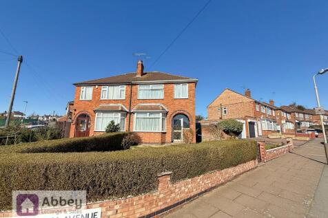 Milverton Avenue, Leicester, LE4 3 bed semi