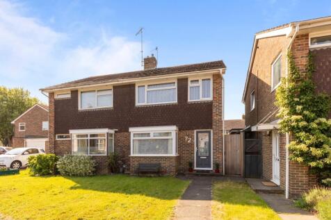 3 bedroom semi-detached house for sale