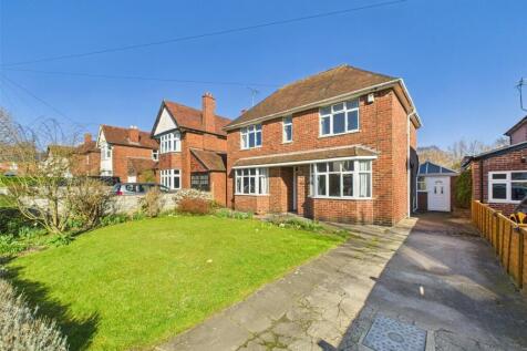 Hillview Avenue, Brockworth... 3 bed detached house for sale