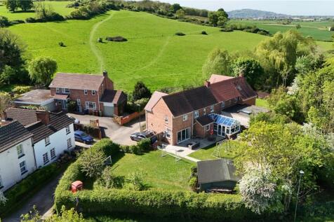 Pirton Lane, Churchdown, Gloucester... 4 bed semi