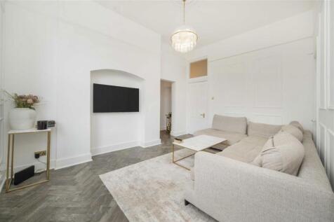 Avenue Mansions, St Pauls Avenue... 2 bed apartment for sale