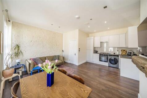 Ashford Road, London NW2 2 bed flat for sale