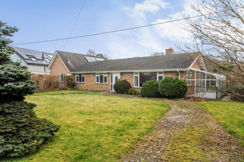 Back Lane, Bucks Horn Oak, Farnham... 4 bed bungalow for sale