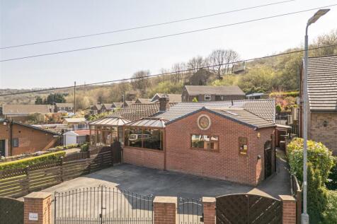 South Parade, Elland 3 bed bungalow for sale