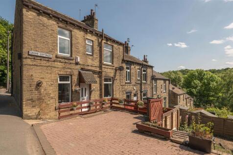Grove Cottages, Brighouse 2 bed end of terrace house for sale