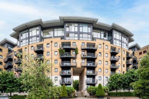 Greenfell Mansions, Glaisher Street... 3 bed flat for sale