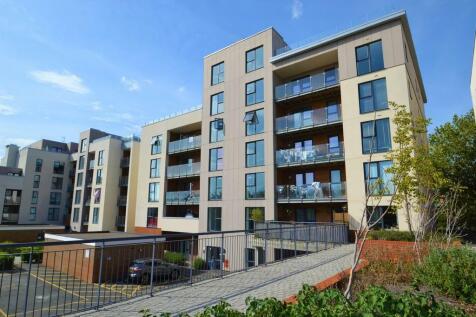 Manor Way, Borehamwood, WD6 1 bed apartment for sale