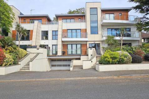 3 Glenair Road, Lower Parkstone... 3 bed apartment for sale