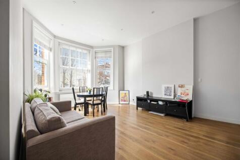 Fairhazel Gardens, South Hampstead NW6 1 bed flat for sale