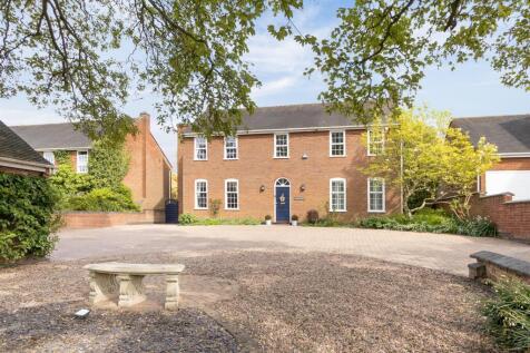 5 bedroom house for sale