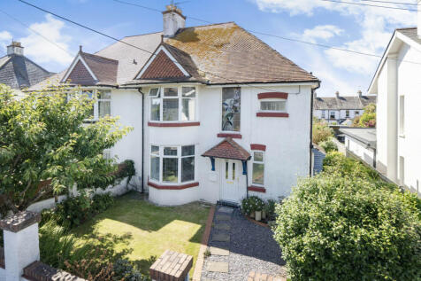 5 bedroom semi-detached house for sale