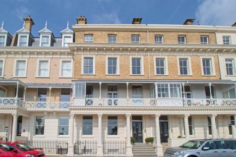 Heene Terrace, Worthing 2 bed apartment for sale