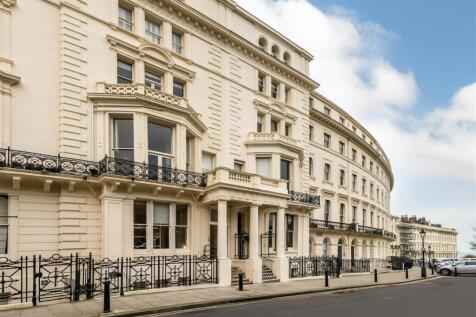 4 bedroom apartment for sale