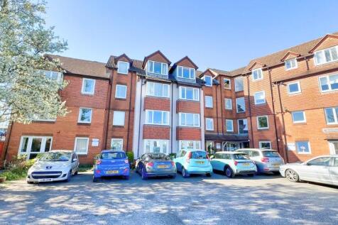 Lavant Street, Petersfield GU32 1 bed apartment for sale