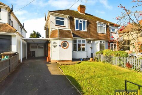 3 bedroom semi-detached house for sale