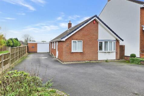 2 bedroom detached bungalow for sale