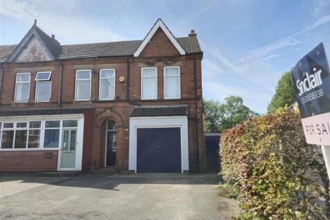 4 bedroom semi-detached house for sale
