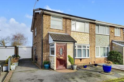 3 bedroom semi-detached house for sale