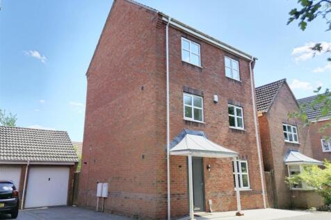 Page Close, Coalville LE67 4 bed detached house for sale