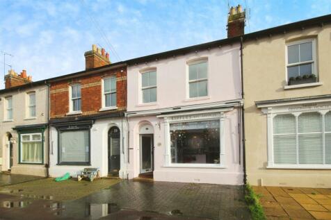 1 bedroom maisonette for sale