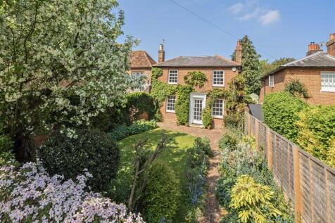 3 bedroom cottage for sale