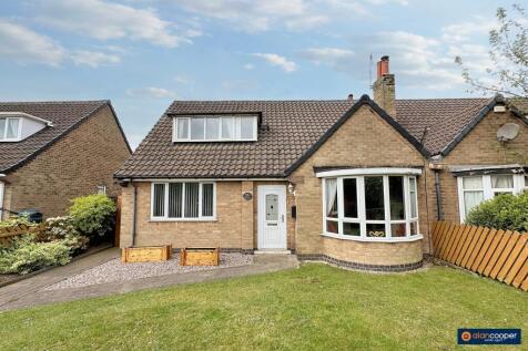 3 bedroom semi-detached bungalow for sale