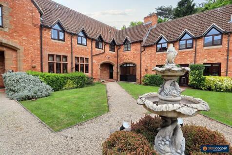 3 bedroom barn conversion for sale