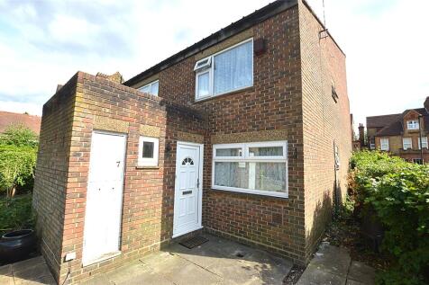 Goodman Crescent, London SW2 3 bed end of terrace house for sale