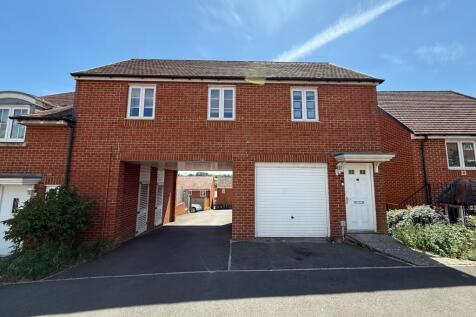 1 bedroom coach house for sale