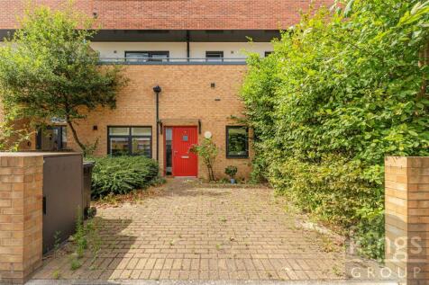 Thornbury Way, London 1 bed flat for sale