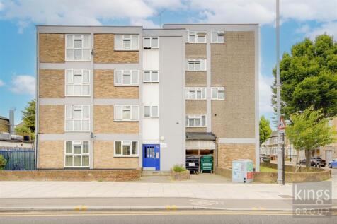 Hoe Street, London 1 bed flat for sale