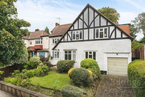 Old Park Avenue, Enfield 4 bed detached house for sale