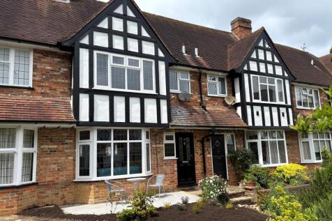 Wayside Court, Chesham Road, Amersham 2 bed terraced house for sale